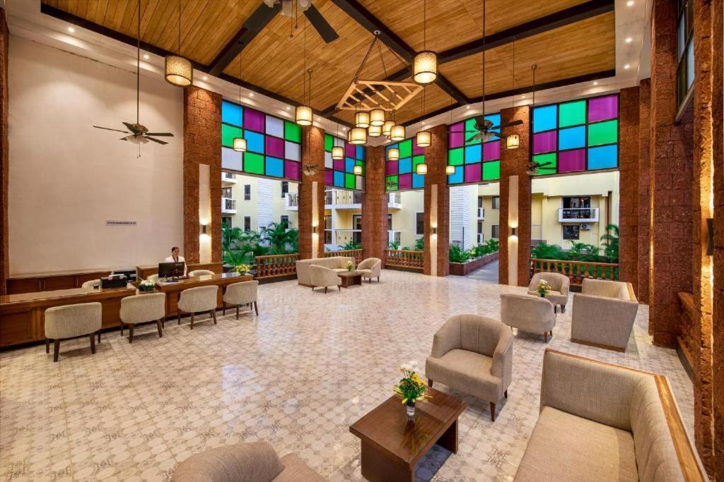 Sea Breeze Max Resort & Spa Madgaon Luaran gambar