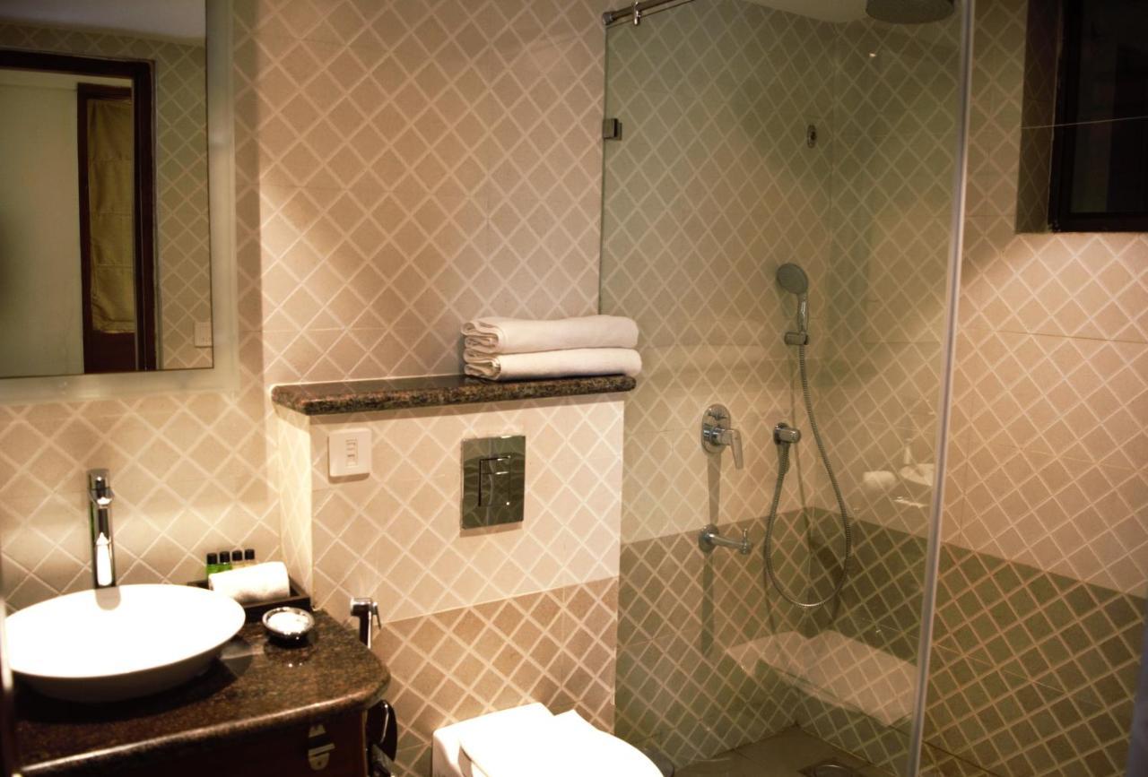 Sea Breeze Max Resort & Spa Madgaon Luaran gambar