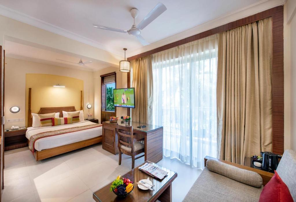 Sea Breeze Max Resort & Spa Madgaon Luaran gambar