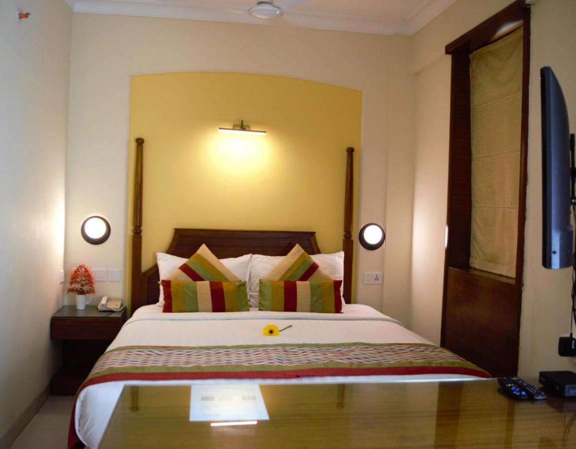 Sea Breeze Max Resort & Spa Madgaon Luaran gambar