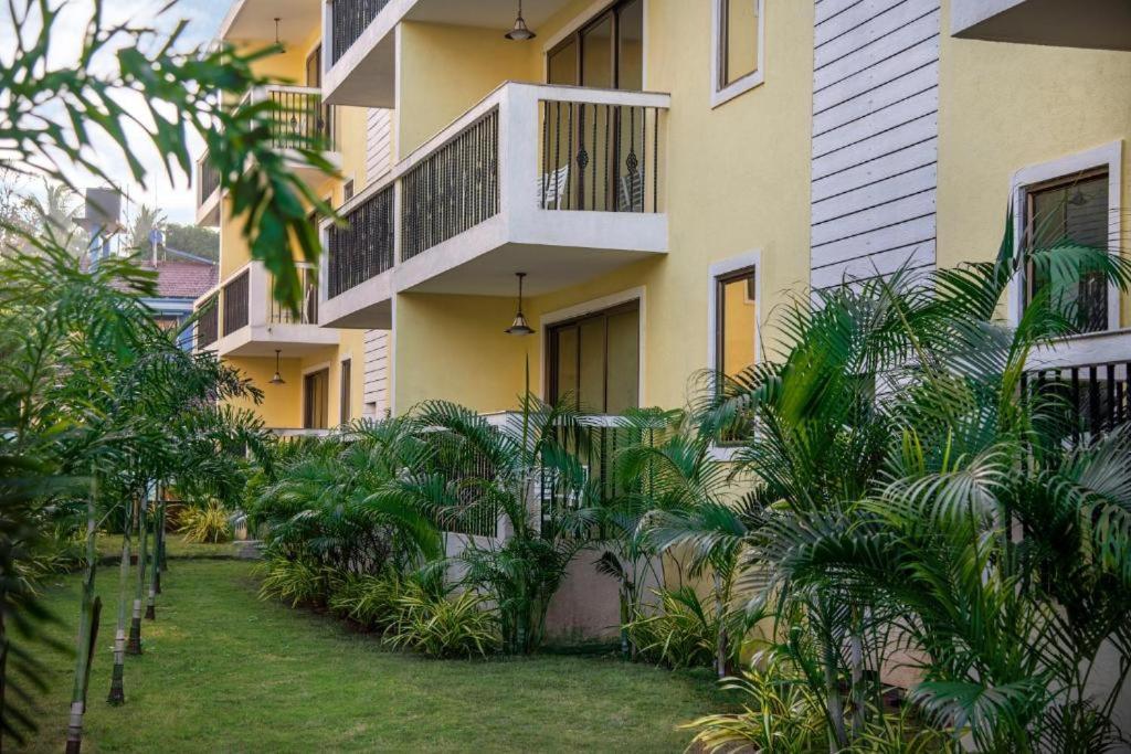 Sea Breeze Max Resort & Spa Madgaon Luaran gambar